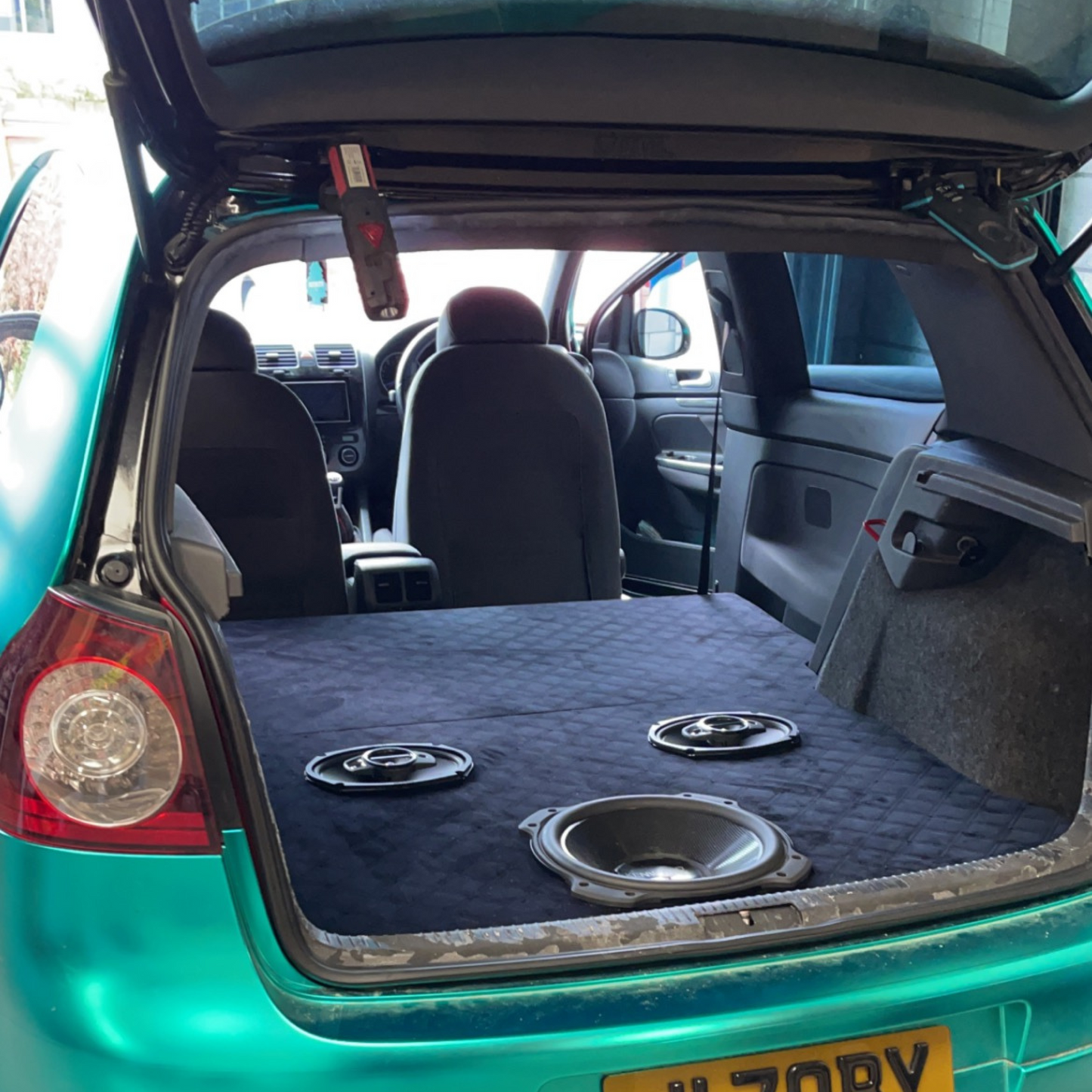 VW Golf Mk5 GTI R32 Rear seat delete